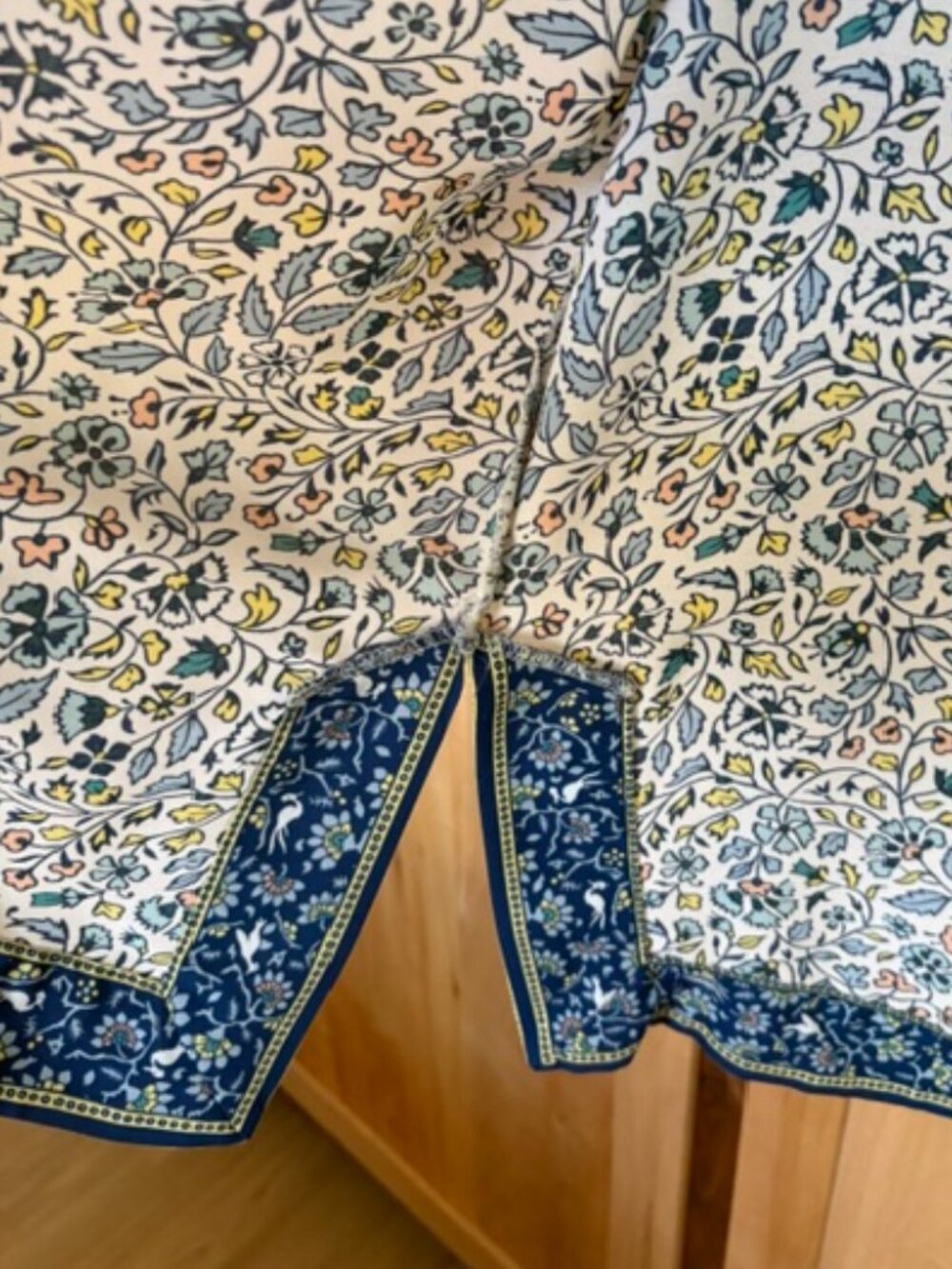 Open-Front Kimono with Beautiful Blue Floral Print - Picture 4 of 4